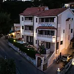 아파트 Luxor 트로기르
