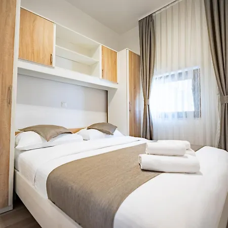 Luxor Apartman Trogir