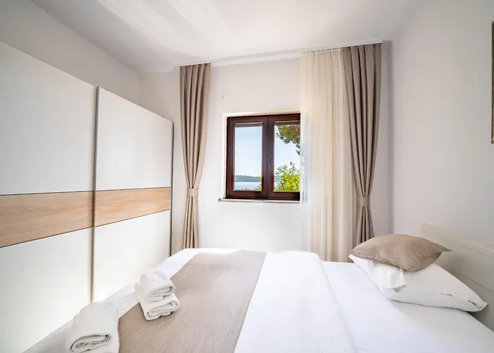 Luxor Apartman Trogir