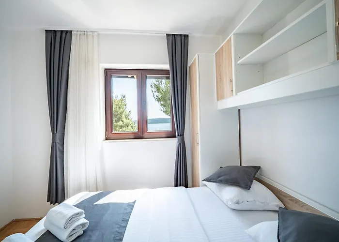 Luxor Apartman *