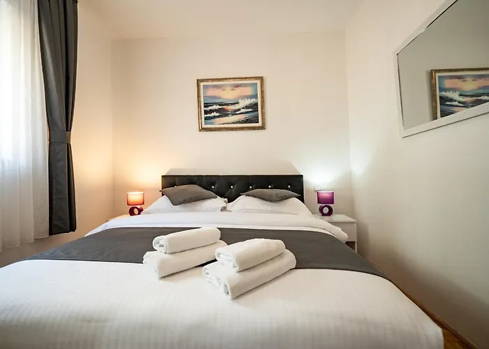 Apartman Luxor *