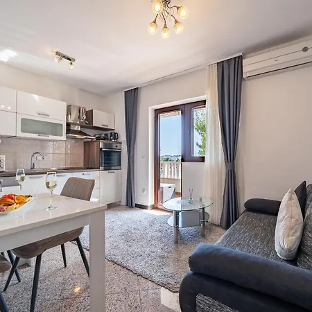 Luxor Apartment *
