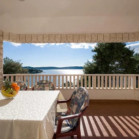 Luxor Διαμέρισμα Τρογκίρ