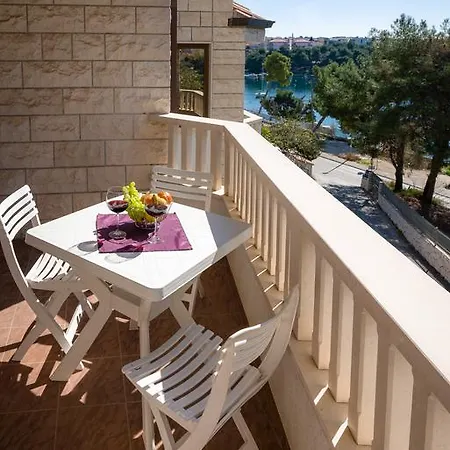 Διαμέρισμα Luxor *