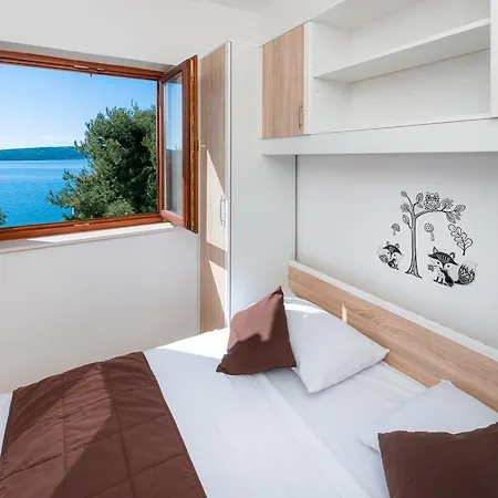 Luxor * Τρογκίρ