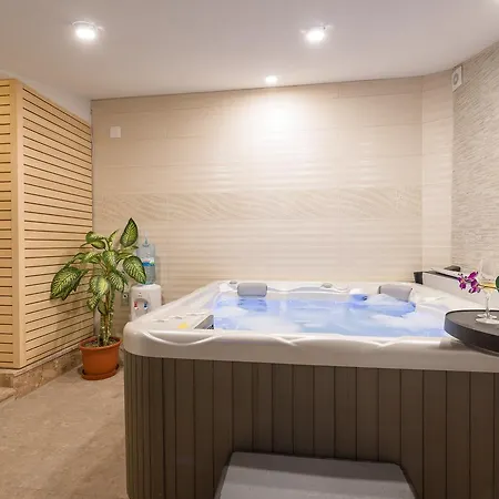 Luxor Τρογκίρ